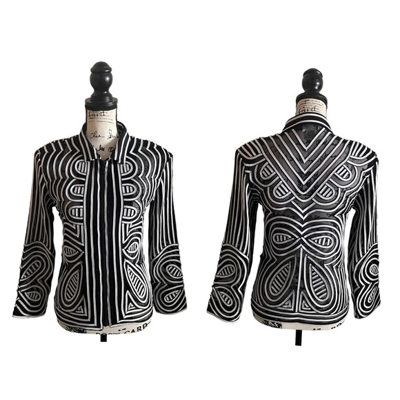 Damee Mesh jacket black white Size Small full zip NWOT geometric striped trim - Picture 13 of 13
